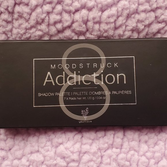 Trending Fall Vibes - Younique Moodstruck Addiction Eye Palette 8 - Picture 3 of 4